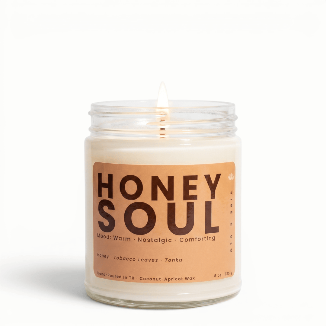 Honey Soul honey tobacco tonka candle in glass jar, warm nostalgic scented coconut apricot wax candle for a cozy home vibe