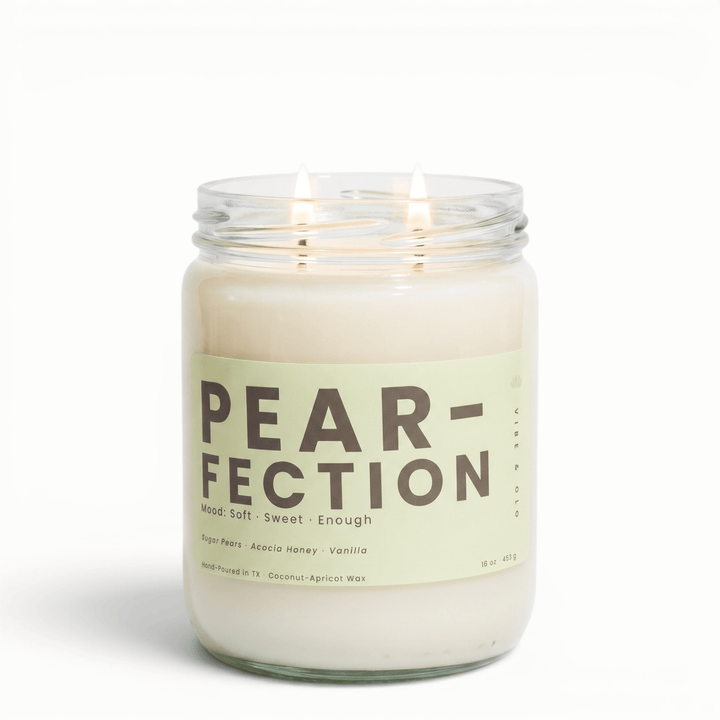 Pear-Fection 2 wick candle with sugar pear honey and vanilla in glass jar, sweet coconut apricot wax candle for a cozy comforting scent