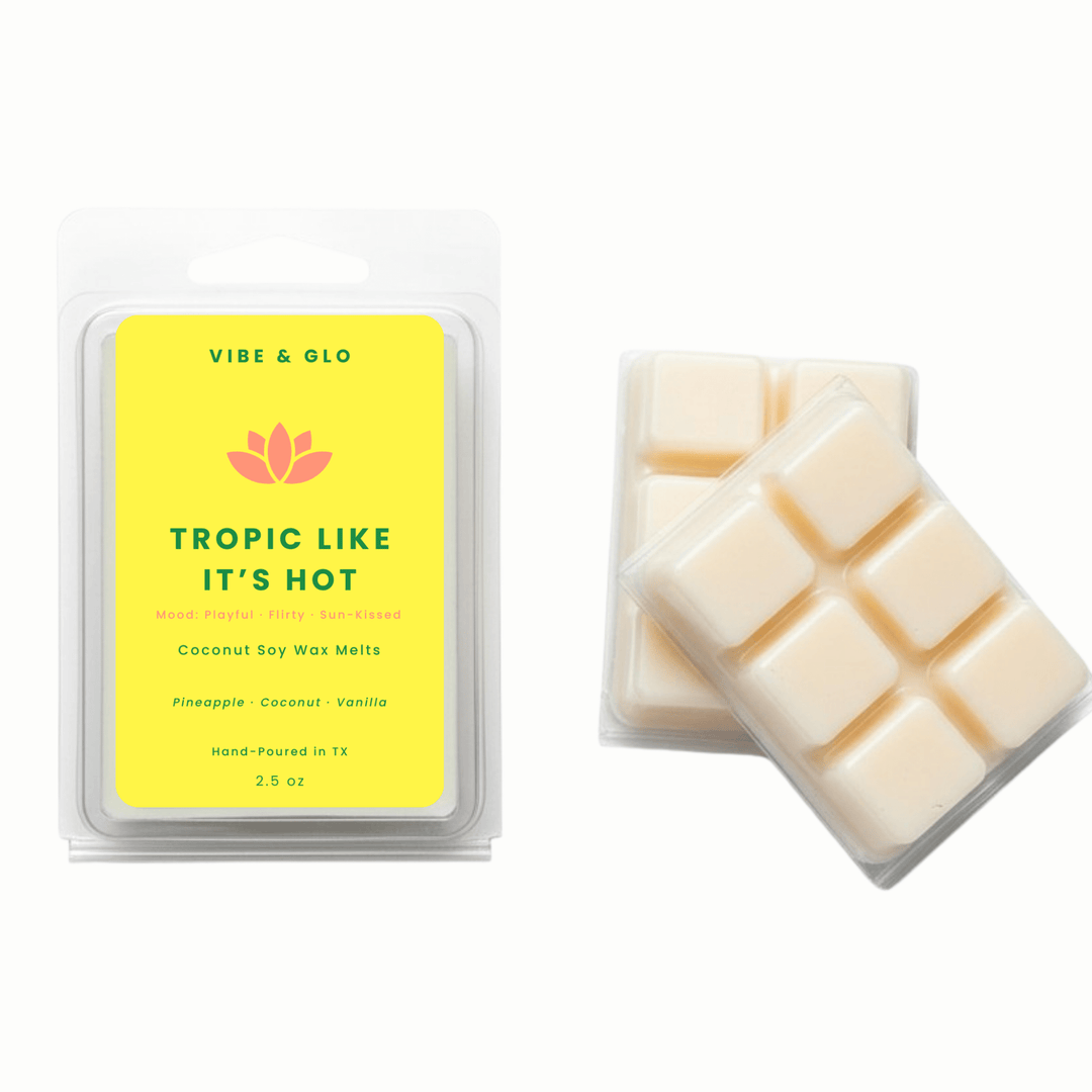 Tropic Like It’s Hot wax melts clamshell with pineapple coconut vanilla scent cubes
